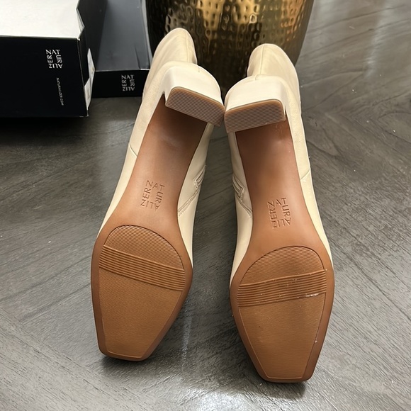 Naturalizer Platt Bootie, Porcelain Leather - Picture 4 of 11